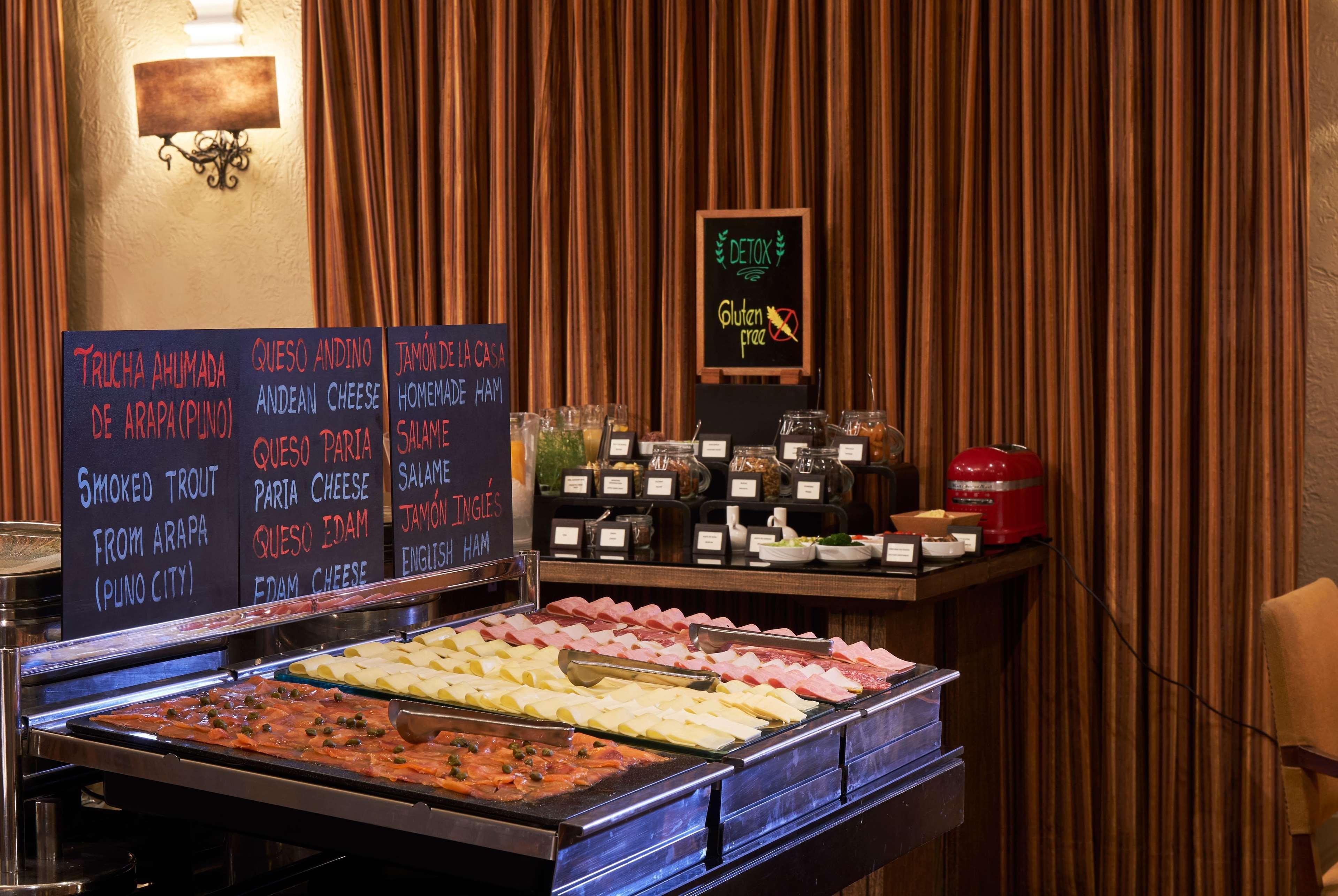 Отель Wyndham Costa Del Sol Арекипа Экстерьер фото